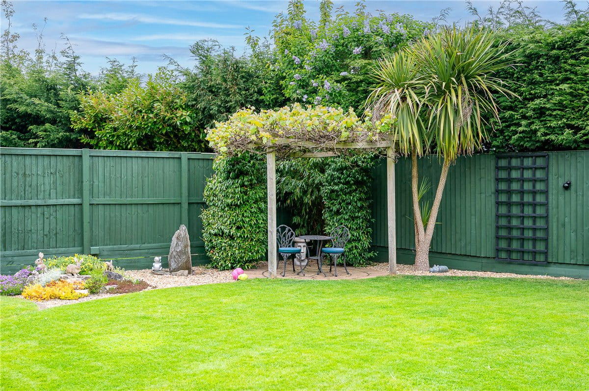 5 bedroom house, The Village, Stockton on the Forest YO32 - Available