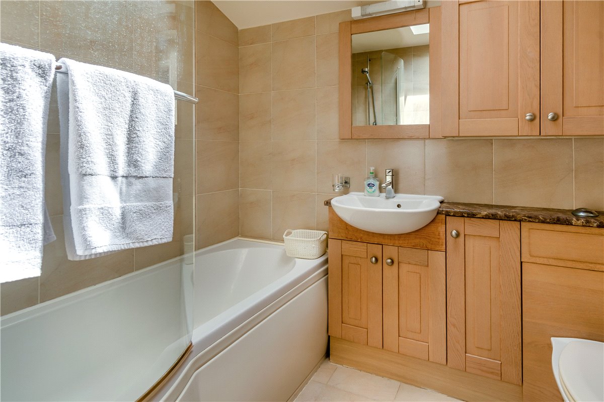 6 bedroom house, The Brickyards, Stamford Bridge YO41 - Sold STC