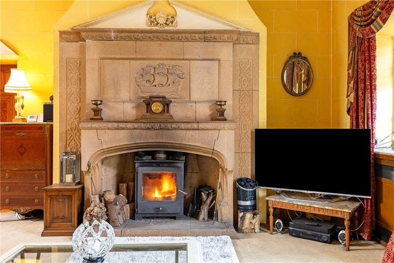 6 bedroom house, Main Street, West Haddlesey YO8 - Sold STC