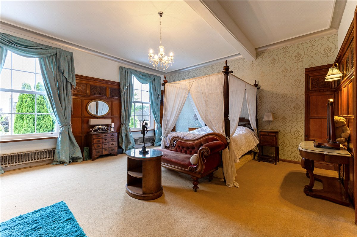 6 bedroom house, Main Street, West Haddlesey YO8 - Sold STC