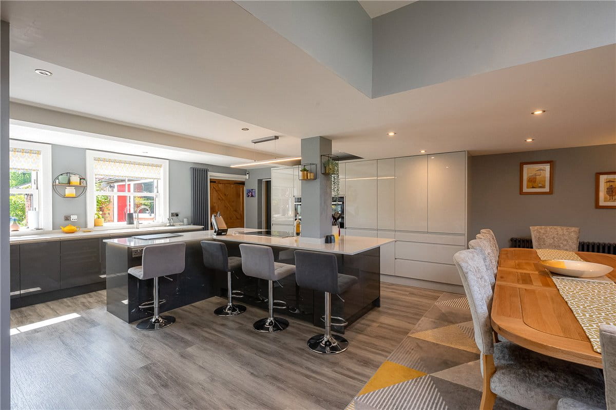 4 bedroom house, Main Street, Riccall YO19 - Available