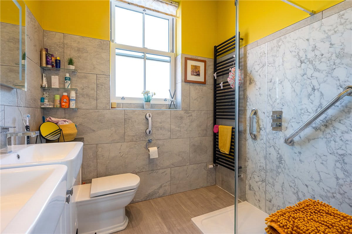 4 bedroom house, Main Street, Riccall YO19 - Available