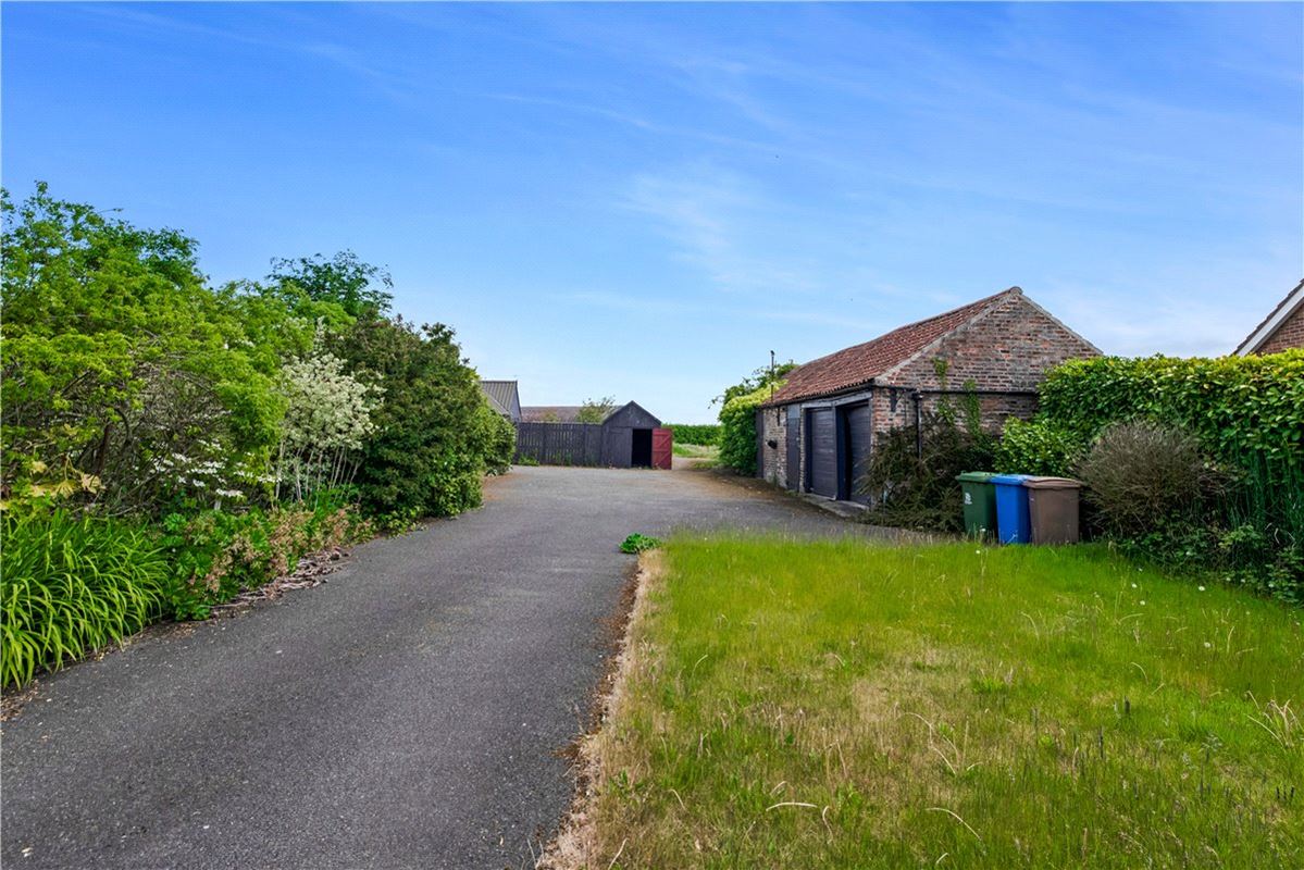 4 bedroom house, Main Street, Sutton on Derwent YO41 - Sold STC