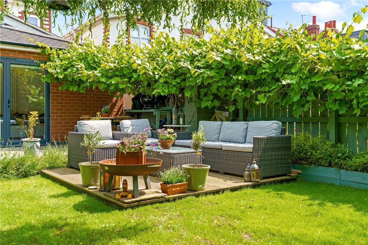 5 bedroom house, Chestnut Avenue, York YO31 - Available