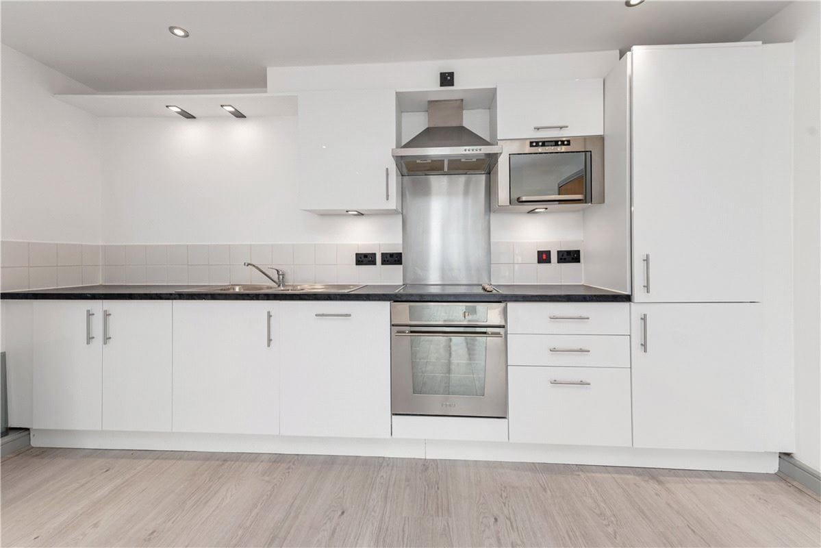 2 bedroom flat, Peter Lane, York YO1 - Available