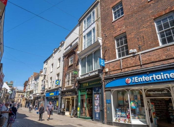 8 bedroom , Coney Street, York YO1 - Available