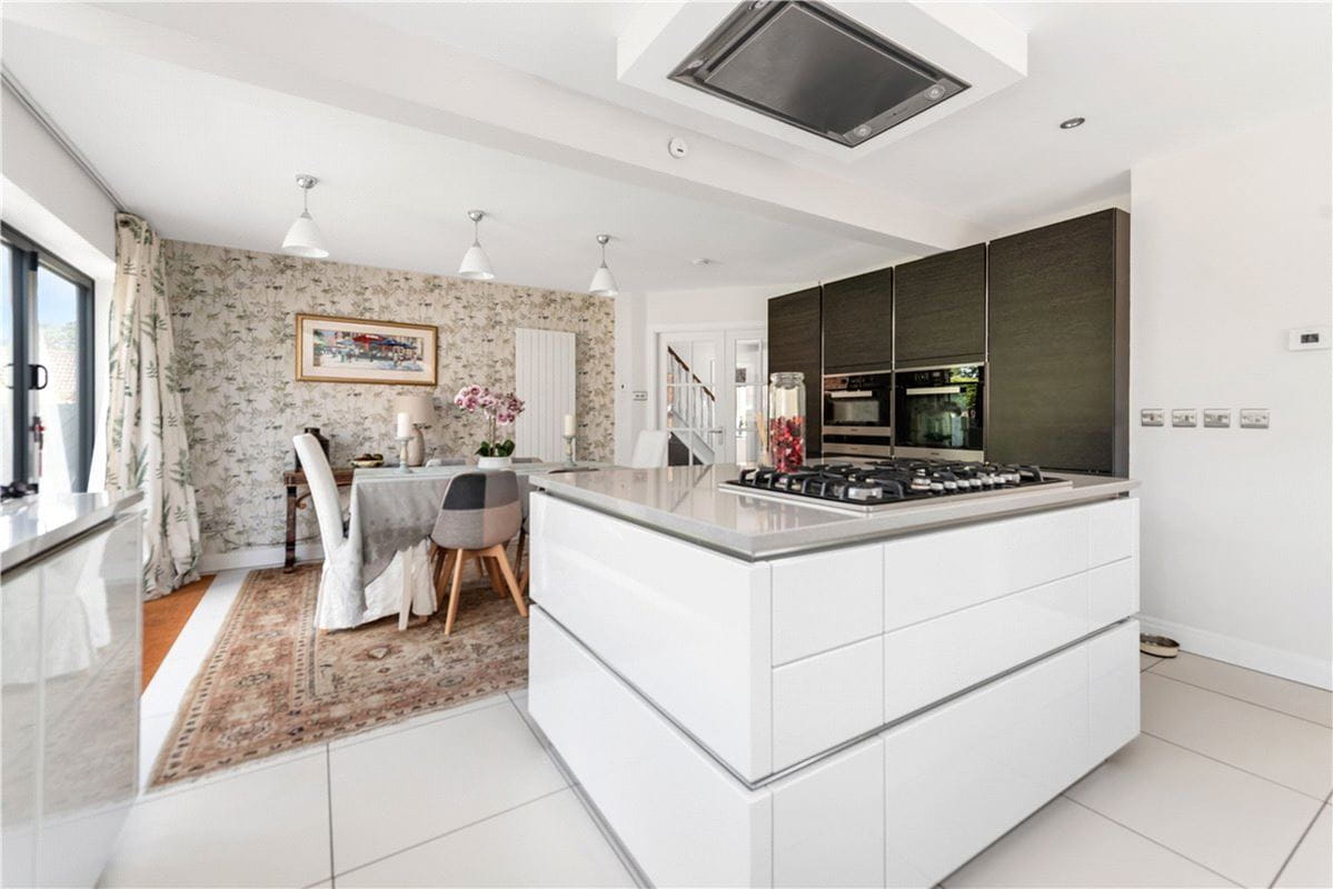 5 bedroom house, Mill Lane, Acaster Malbis YO23 - Sold STC