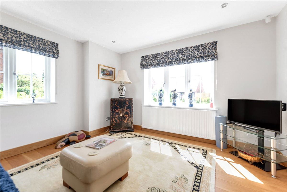 5 bedroom house, Mill Lane, Acaster Malbis YO23 - Sold STC