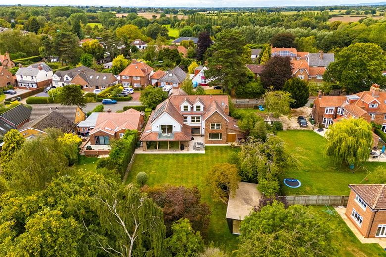 6 bedroom house, Top Lane, Copmanthorpe YO23 - Available