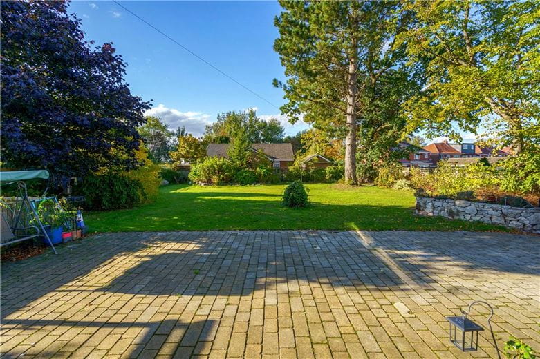 6 bedroom house, Doncaster Road, Selby YO8 - Available