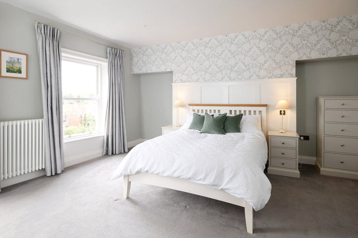 5 bedroom house, Mount Vale, York YO24 - Available