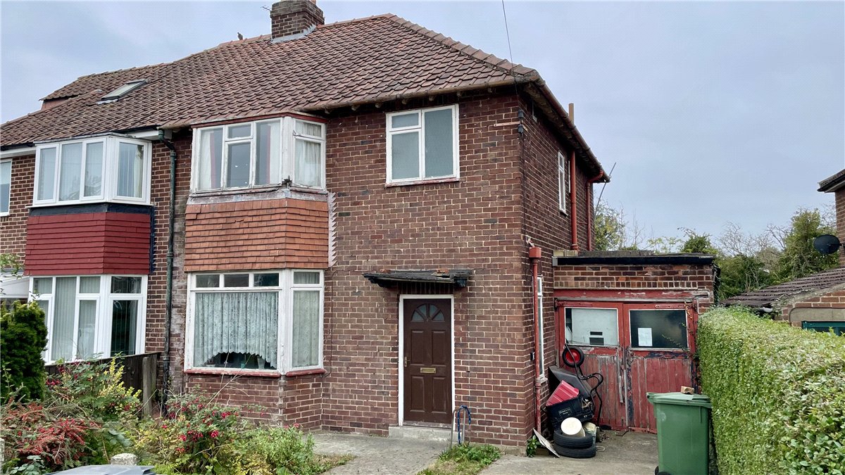 3 bedroom house, Howard Drive, York YO30 - Available