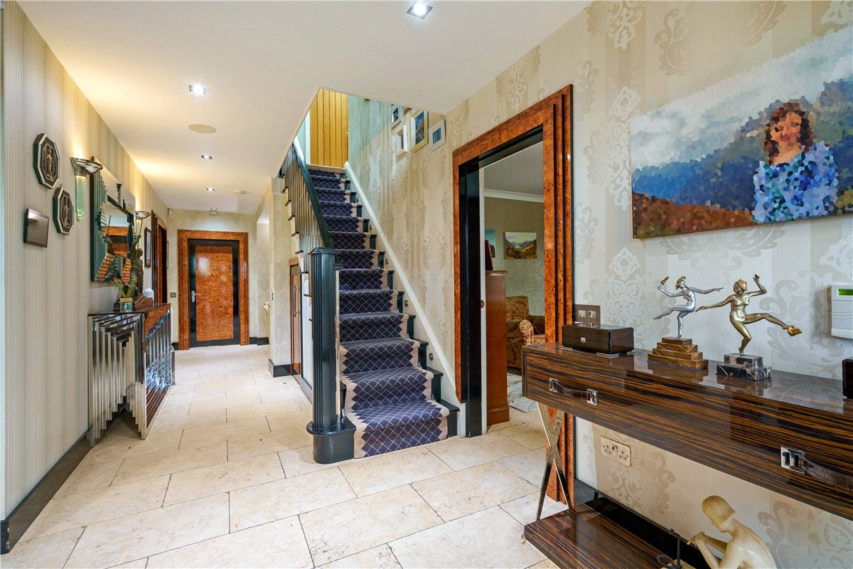 5 bedroom house, Main Street, Upper Poppleton YO26 - Available