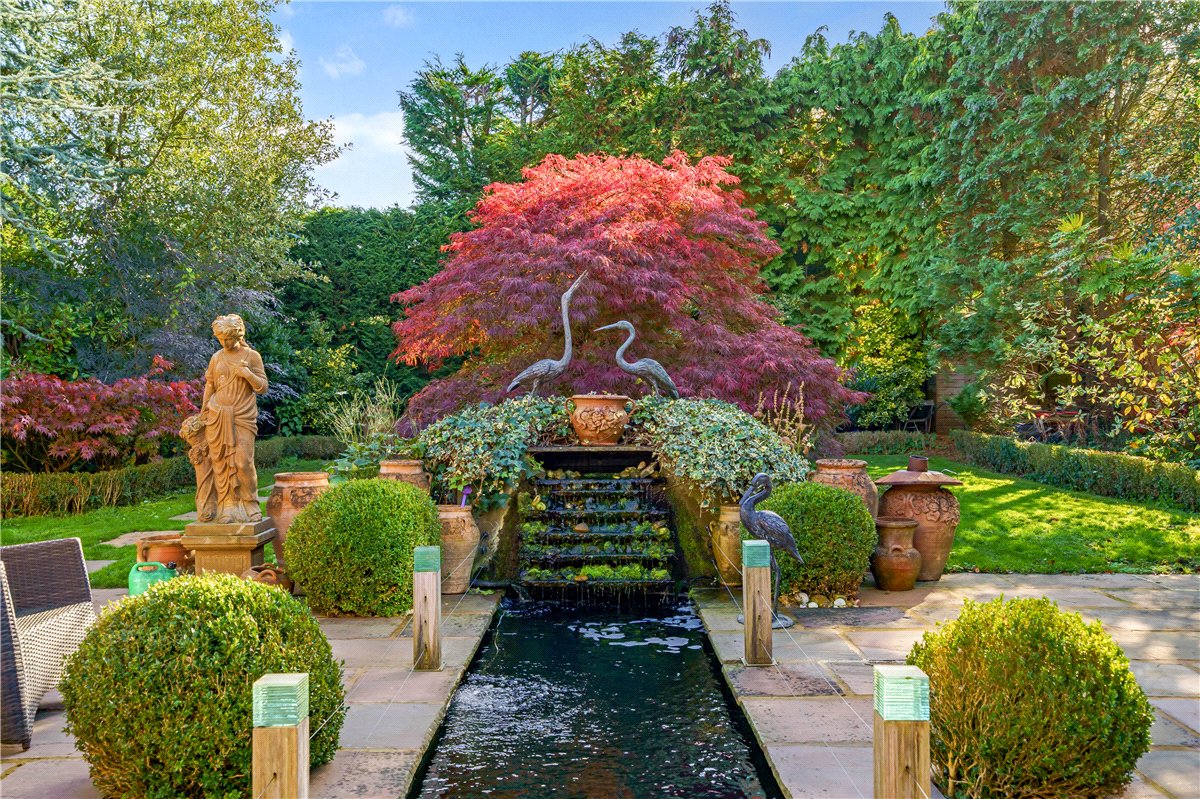 5 bedroom house, Main Street, Upper Poppleton YO26 - Available