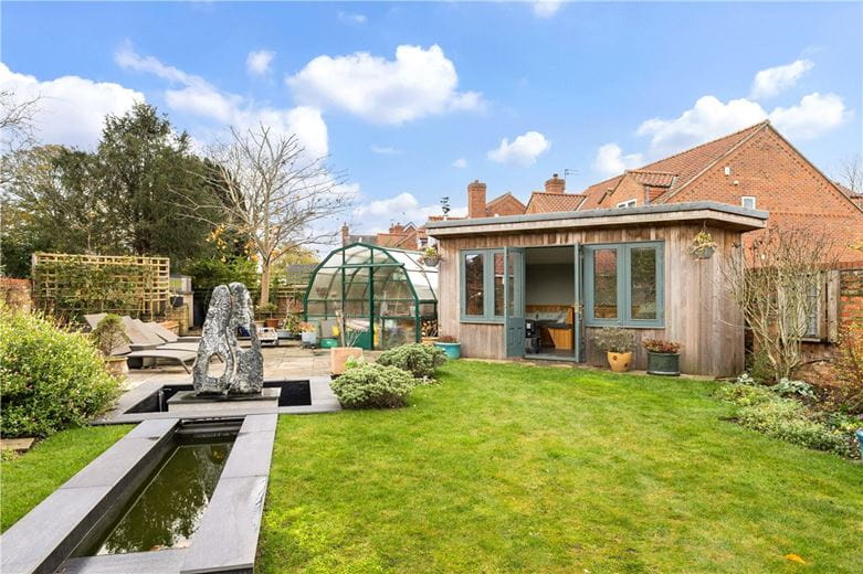 5 bedroom house, The Village, Stockton on the Forest YO32 - Available