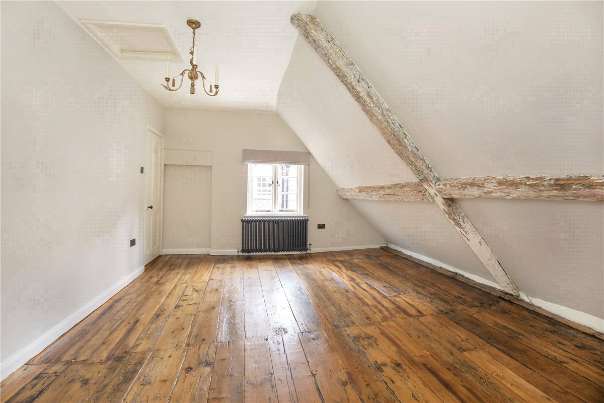 4 bedroom house, Precentors Court, York YO1 - Available