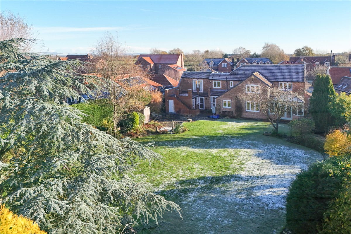 4 bedroom house, Main Street, Sutton on Derwent YO41 - Available