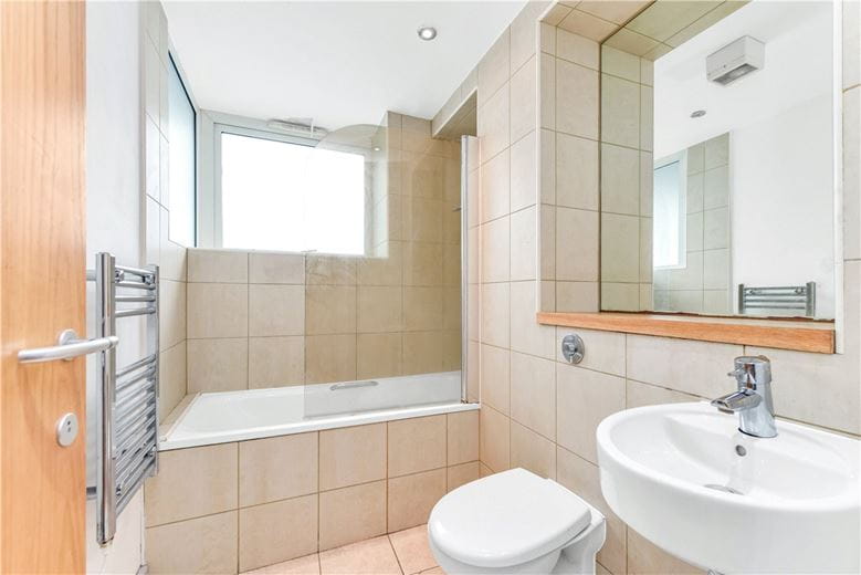 2 bedroom flat, Spurriergate House, Peter Lane YO1 - Available