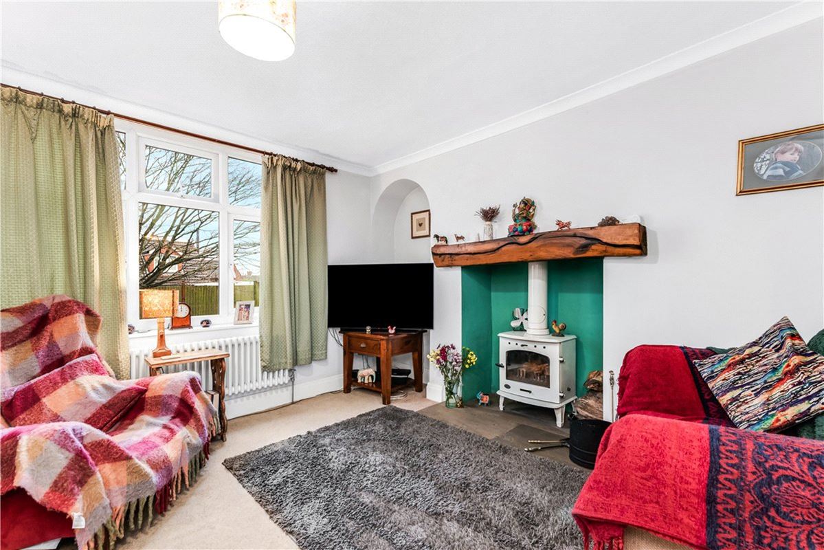 3 bedroom house, Askham Lane, York YO24 - Available