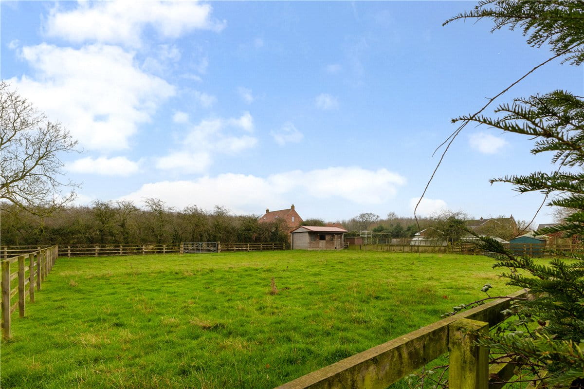 3 bedroom house, School Lane, Bolton Percy YO23 - Available