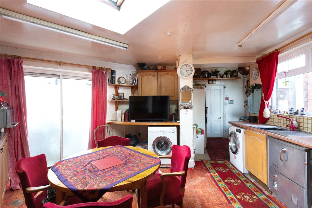 6 bedroom house, Albemarle Road, York YO23 - Available