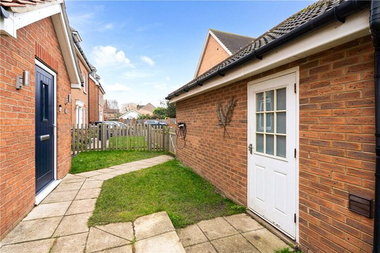 5 bedroom house, Cherrytree Drive, Wistow YO8 - Available