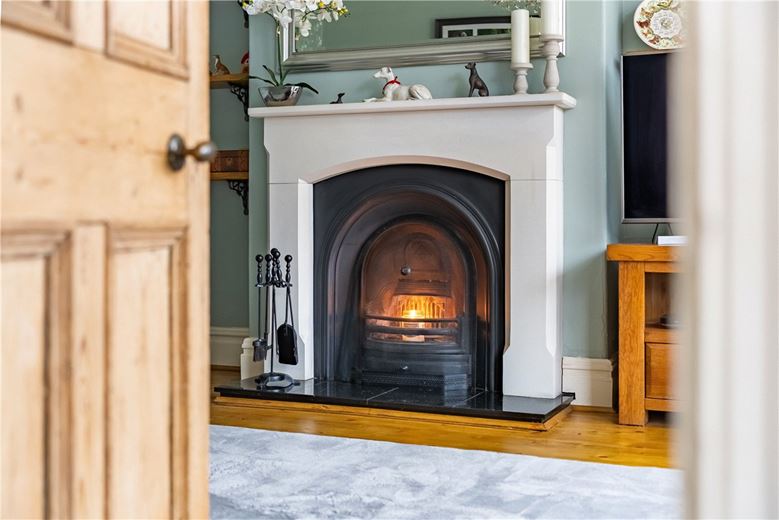 4 bedroom house, Hamilton Way, York YO24 - Available