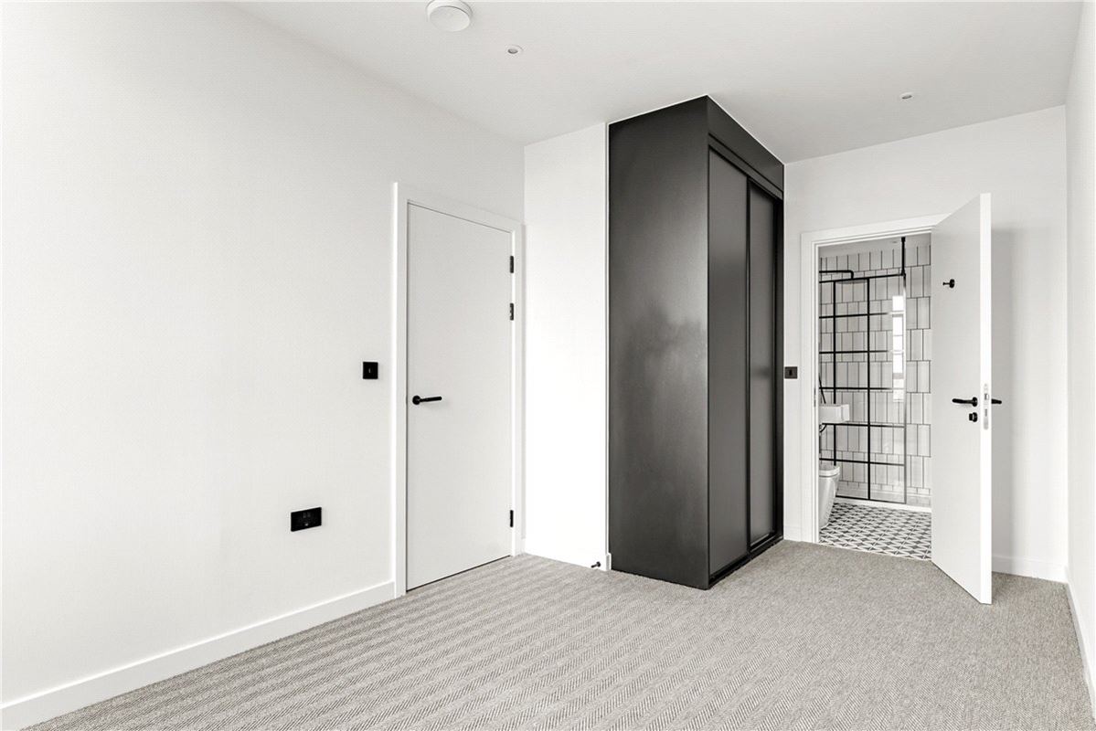 2 bedroom flat, Haxby Road, York YO31 - Available