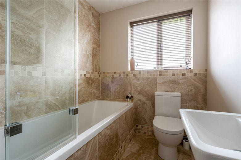 4 bedroom house, The Horseshoe, York YO24 - Available