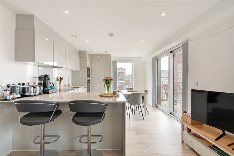 2 bedroom flat, Joseph Terry Grove, York YO23 - Available