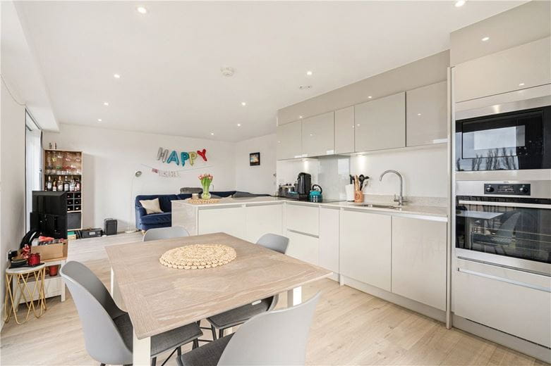 2 bedroom flat, Joseph Terry Grove, York YO23 - Available