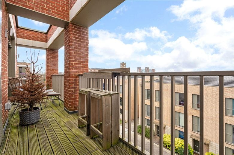 2 bedroom flat, Joseph Terry Grove, York YO23 - Available