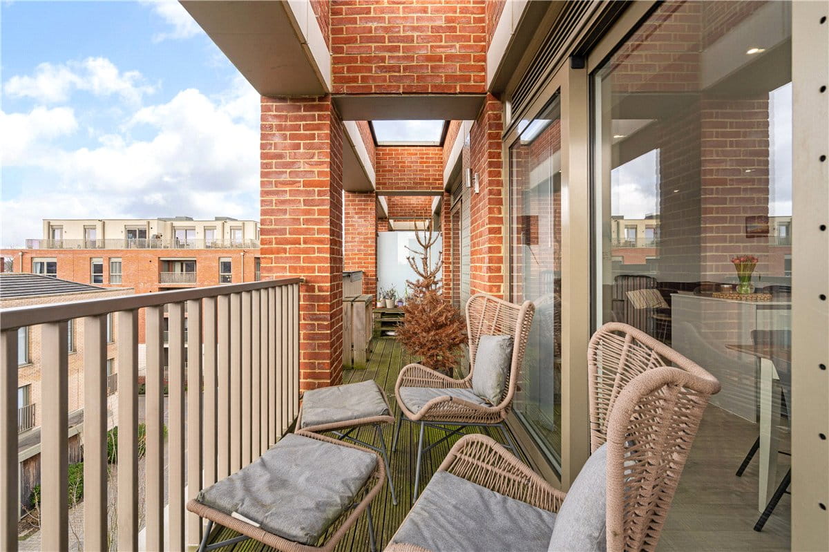 2 bedroom flat, Joseph Terry Grove, York YO23 - Available