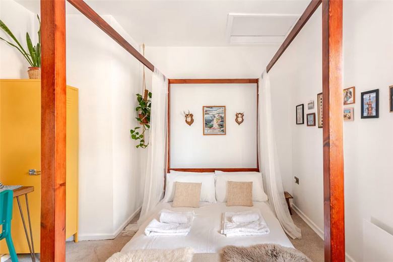 1 bedroom bungalow, Dudley Court, York YO31 - Available