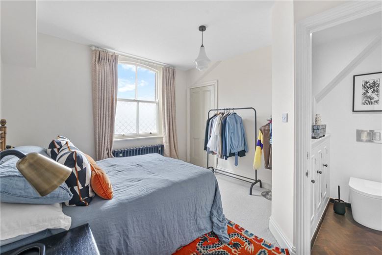 4 bedroom house, Albemarle Road, York YO23 - Available