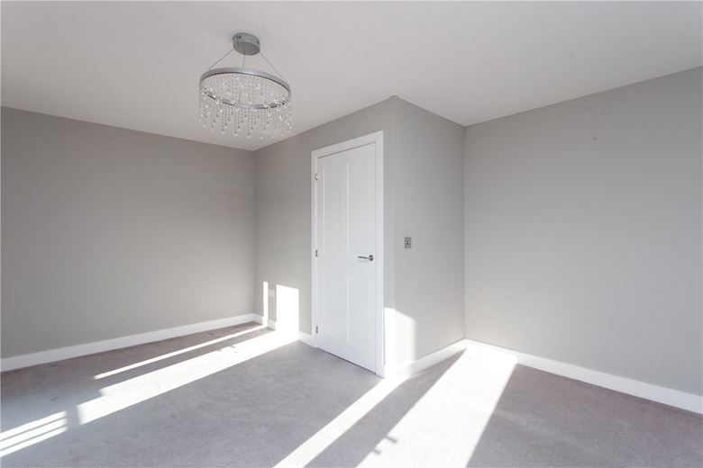 4 bedroom house, Joseph Terry Grove, York YO23 - Available