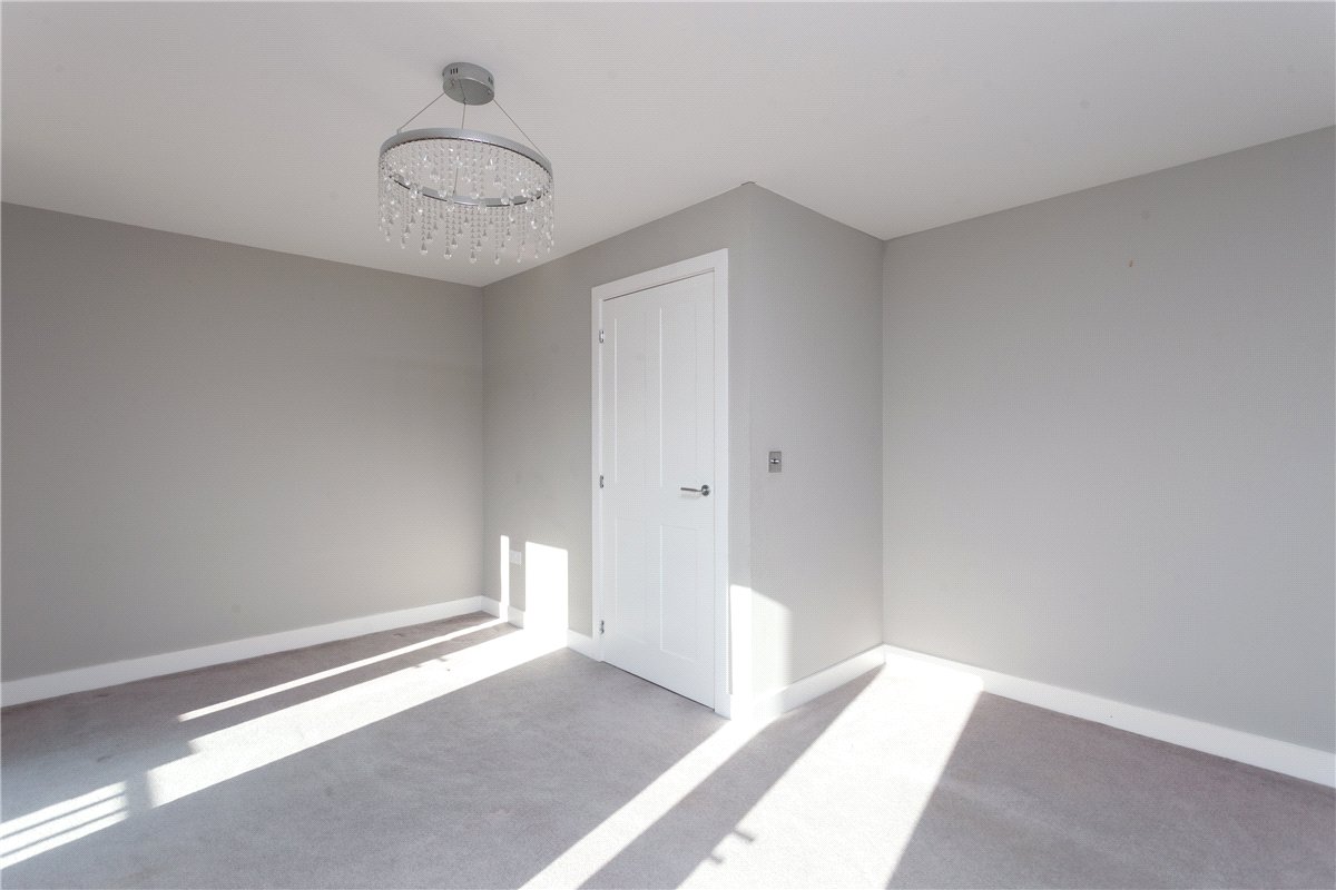 4 bedroom house, Joseph Terry Grove, York YO23 - Available