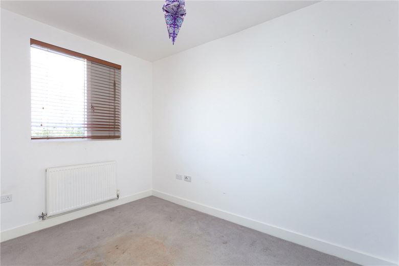 4 bedroom house, Joseph Terry Grove, York YO23 - Available